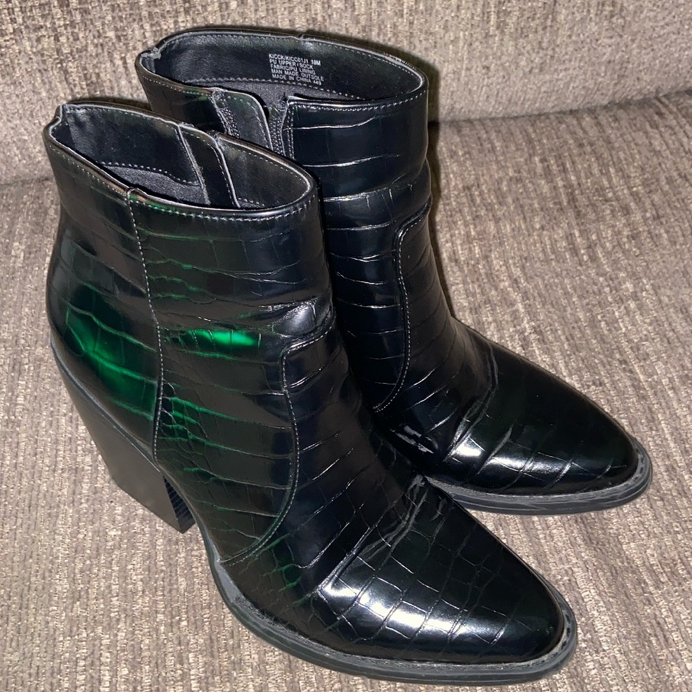 Madden Girl ankle boots, size 10